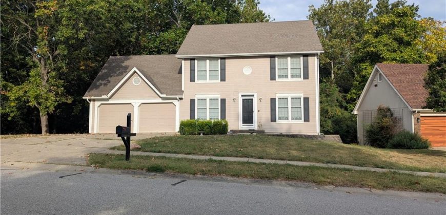 Homes for Sale in Liberty, MO 64068 | 1580  Ridgeway Drive