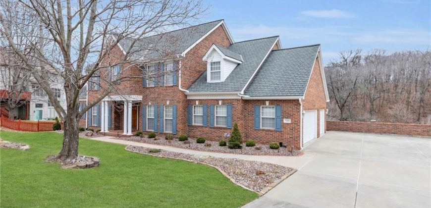 Homes for Sale in Gladstone, MO 64119 | 7605 N Chestnut Avenue