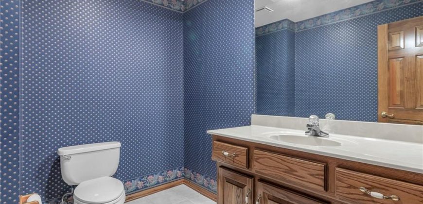 Homes for Sale in Gladstone, MO 64119 | 7605 N Chestnut Avenue