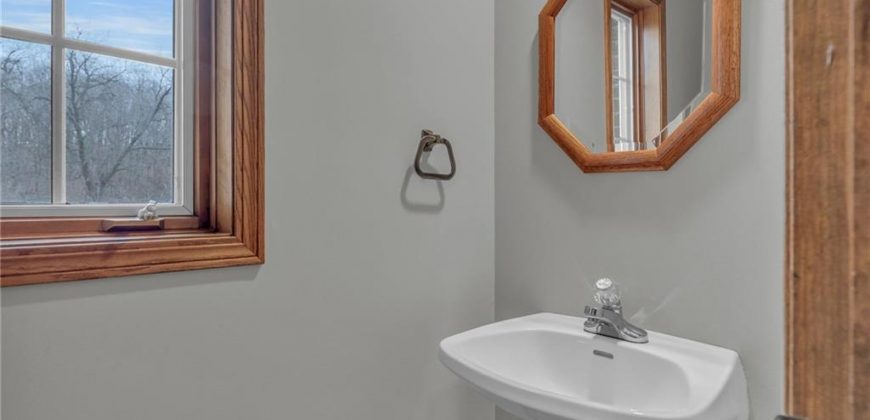 Homes for Sale in Gladstone, MO 64119 | 7605 N Chestnut Avenue