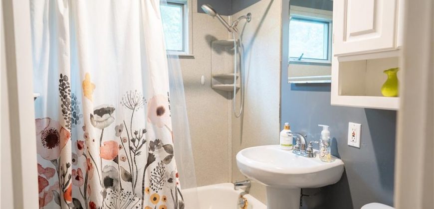 Homes for Sale in Kansas City, MO 64118 | 2405 NE 48TH Street