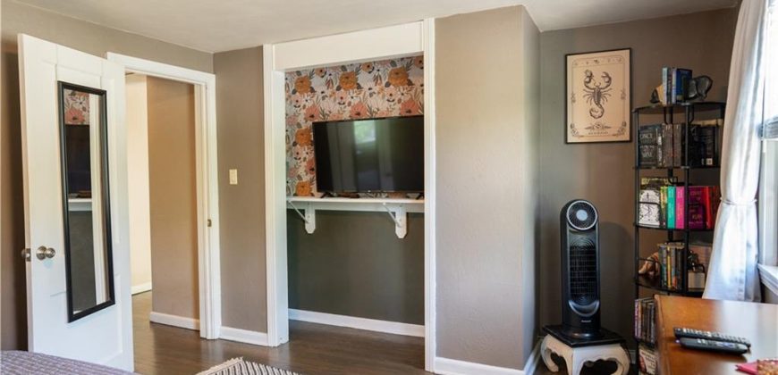 Homes for Sale in Kansas City, MO 64118 | 2405 NE 48TH Street