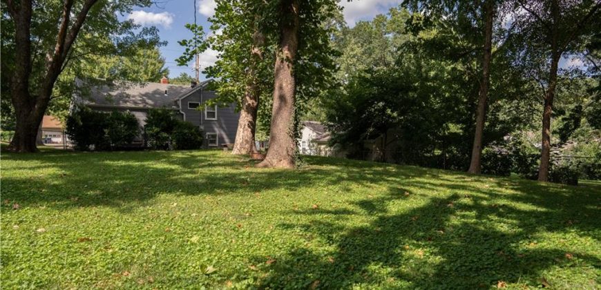 Homes for Sale in Kansas City, MO 64118 | 2405 NE 48TH Street