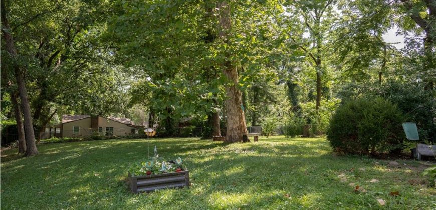 Homes for Sale in Kansas City, MO 64118 | 2405 NE 48TH Street