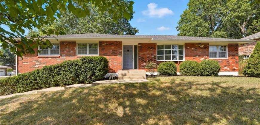 Homes for Sale in Kansas City, MO 64118 | 7802 N Wayne Avenue