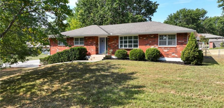 Homes for Sale in Kansas City, MO 64118 | 7802 N Wayne Avenue