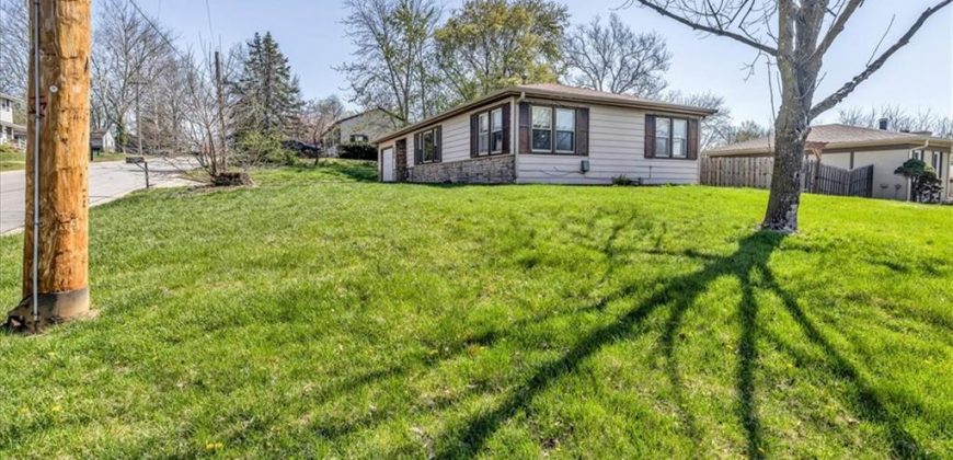 Homes for Sale in Claycomo, MO 64119 | 205 E Longfellow Street