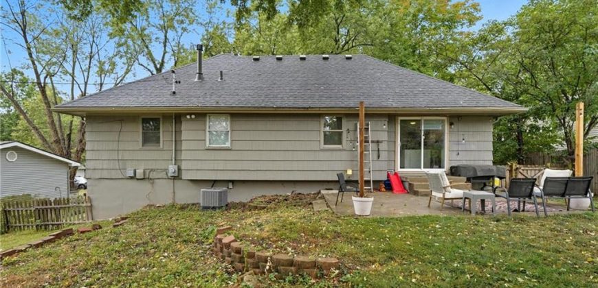 Homes for Sale in Liberty, MO 64068 | 1601  JOHNSTON Street