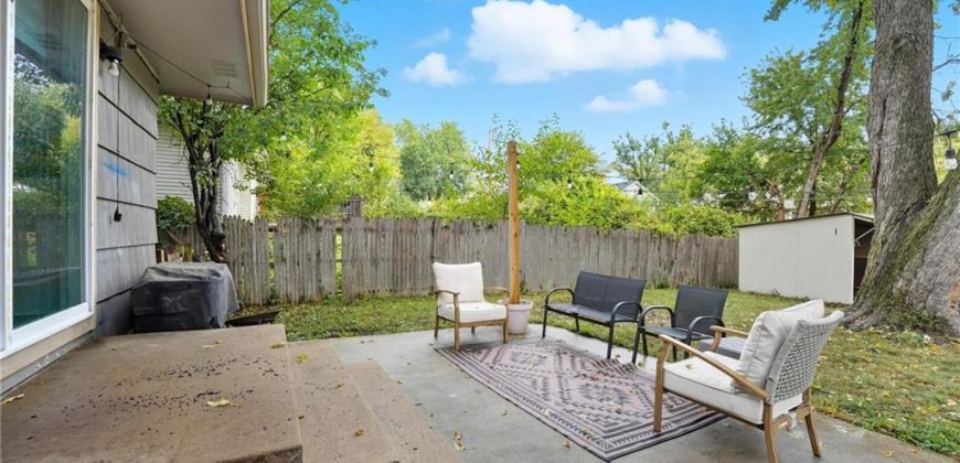 Homes for Sale in Liberty, MO 64068 | 1601  JOHNSTON Street