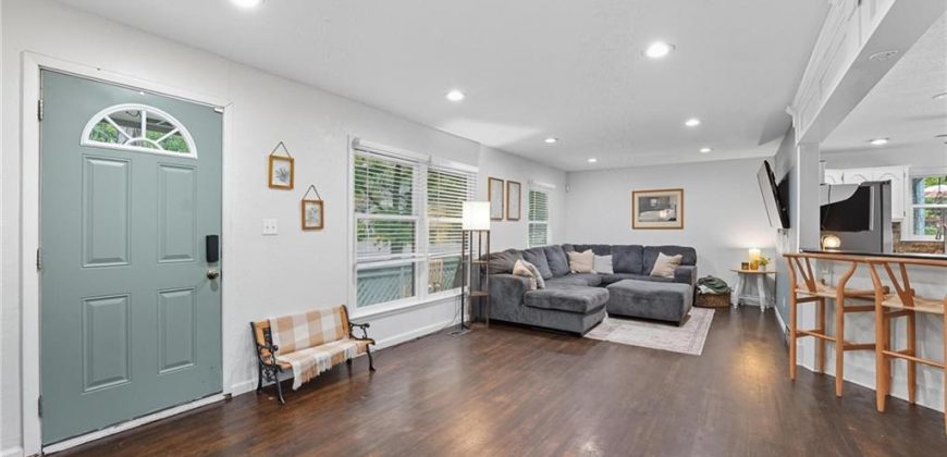 Homes for Sale in Liberty, MO 64068 | 1601  JOHNSTON Street