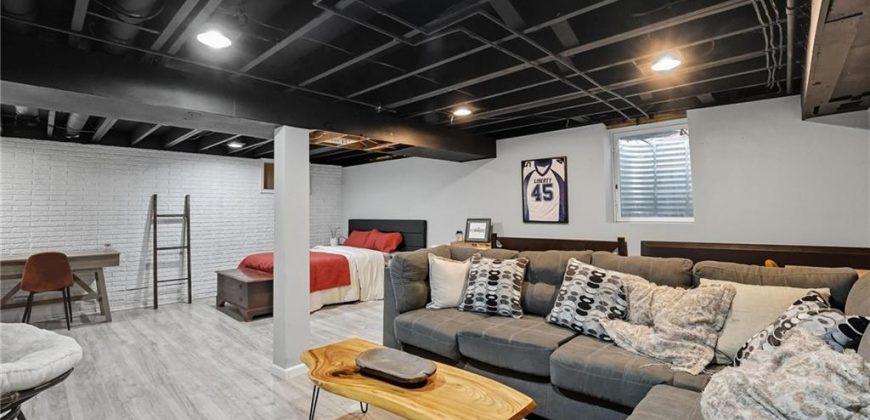 Homes for Sale in Liberty, MO 64068 | 1601  JOHNSTON Street
