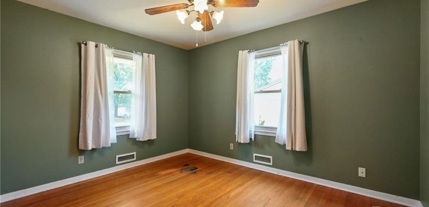 Homes for Sale in Gladstone, MO 64118 | 100 NW 64th Terrace