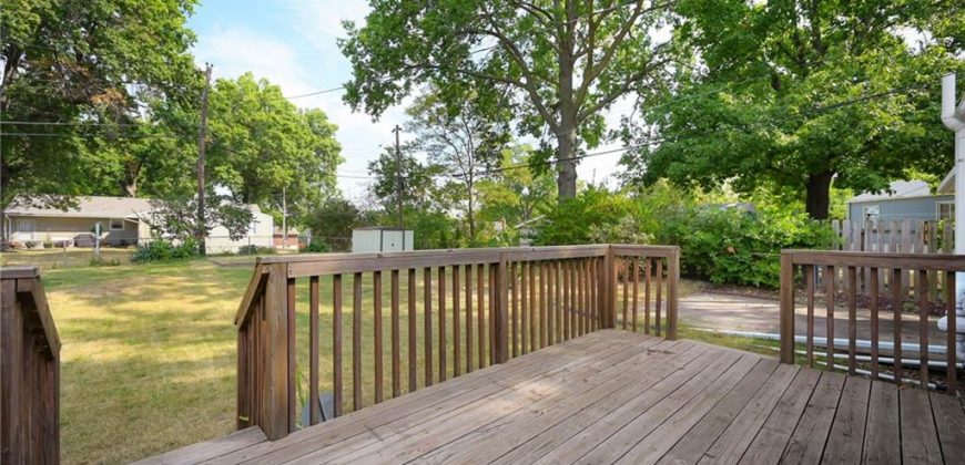 Homes for Sale in Gladstone, MO 64118 | 100 NW 64th Terrace