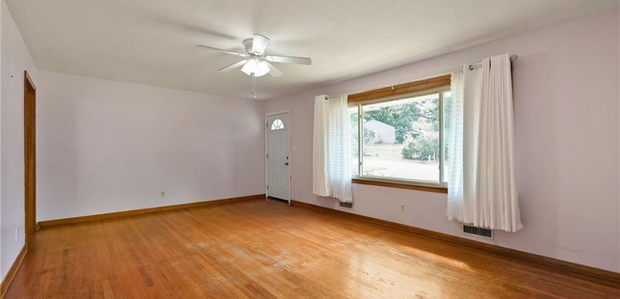 Homes for Sale in Gladstone, MO 64118 | 100 NW 64th Terrace