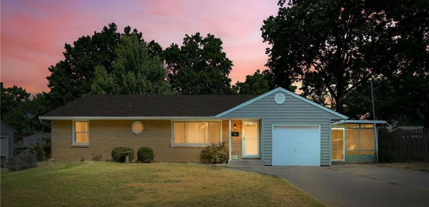 Homes for Sale in Gladstone, MO 64118 | 100 NW 64th Terrace