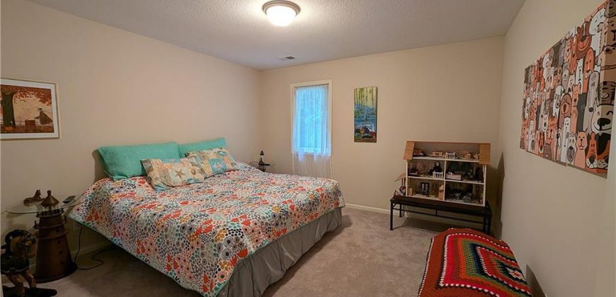 Homes for Sale in Liberty, MO 64068 | 1575  Oakwood Lane