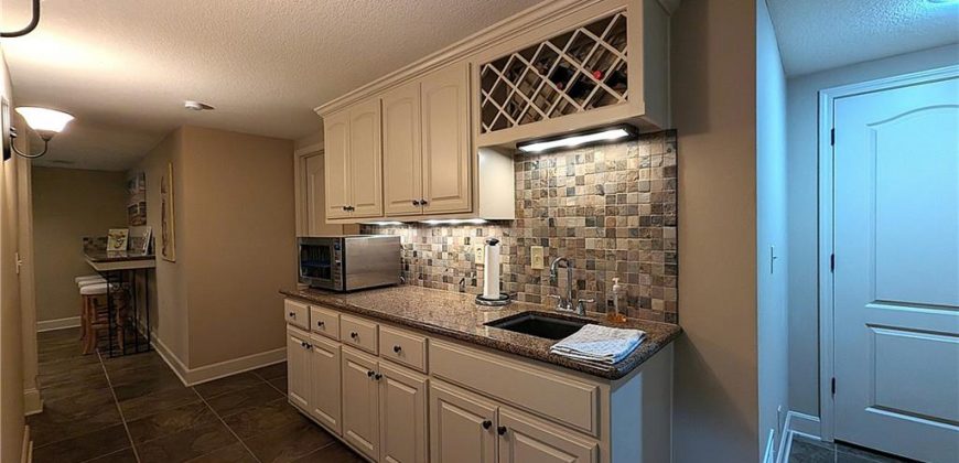 Homes for Sale in Liberty, MO 64068 | 1575  Oakwood Lane