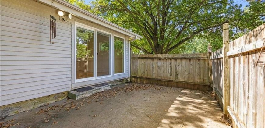 Homes for Sale in Kansas City, MO 64118 | 5705 N Woodland Avenue