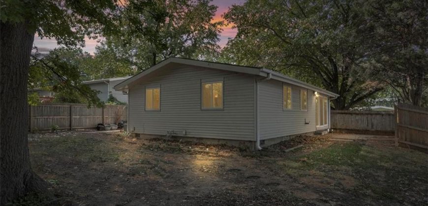 Homes for Sale in Kansas City, MO 64118 | 5705 N Woodland Avenue