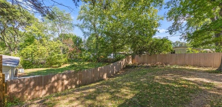 Homes for Sale in Kansas City, MO 64118 | 5705 N Woodland Avenue