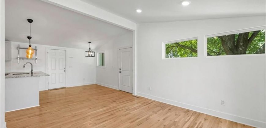 Homes for Sale in Kansas City, MO 64118 | 5705 N Woodland Avenue