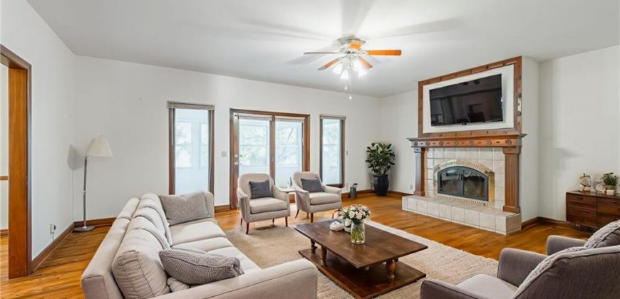 Homes for Sale in Smithville, MO 64089 | 1619  Sunrise Drive