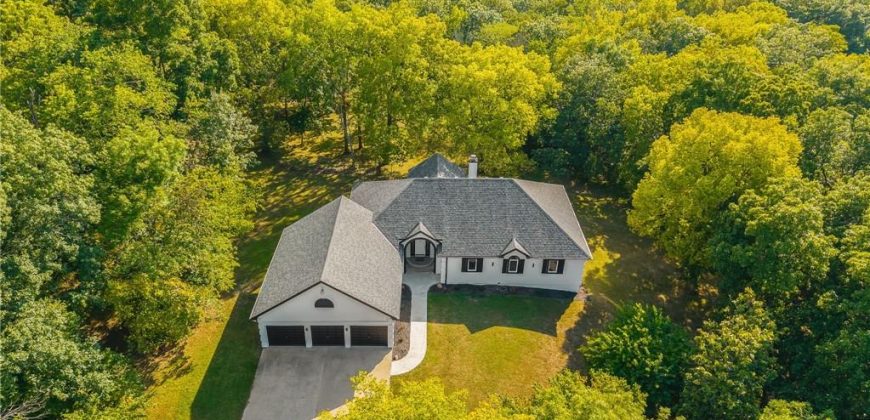 Homes for Sale in Smithville, MO 64089 | 1619  Sunrise Drive