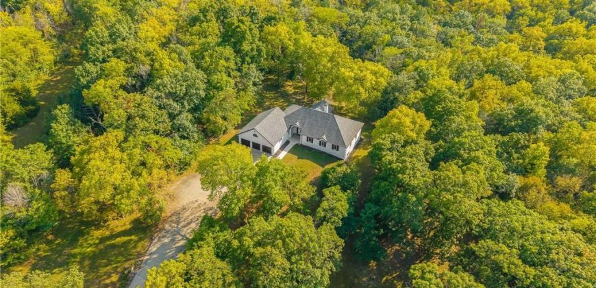 Homes for Sale in Smithville, MO 64089 | 1619  Sunrise Drive
