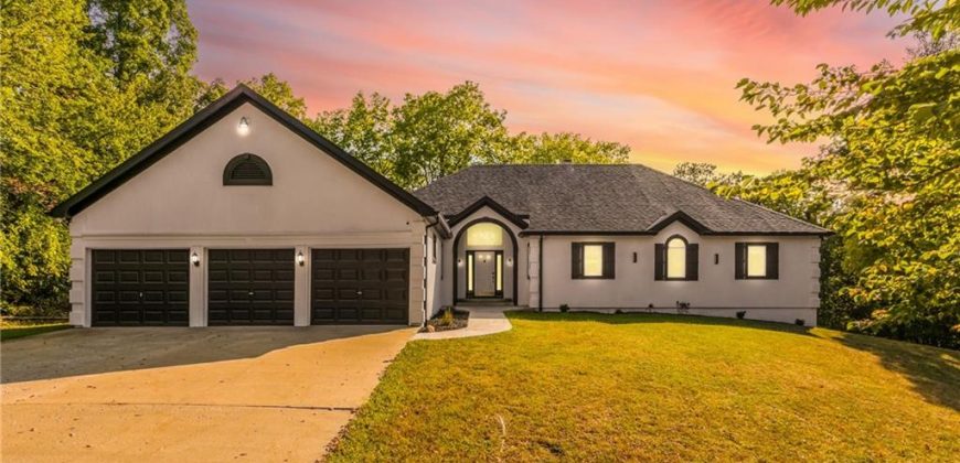 Homes for Sale in Smithville, MO 64089 | 1619  Sunrise Drive