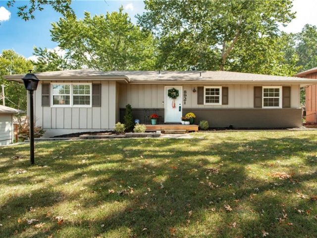 Homes for Sale in Kansas City, MO 64155 | 8921 N McGee Street