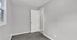 Homes for Sale in Gladstone, MO 64118 | 810 NE 62ND Street