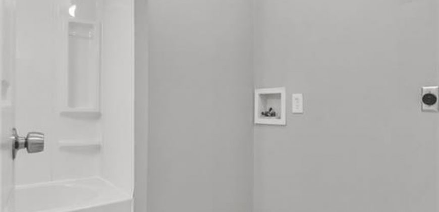 Homes for Sale in Gladstone, MO 64118 | 810 NE 62ND Street