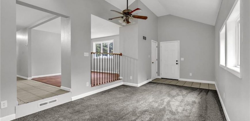 Homes for Sale in Gladstone, MO 64118 | 810 NE 62ND Street