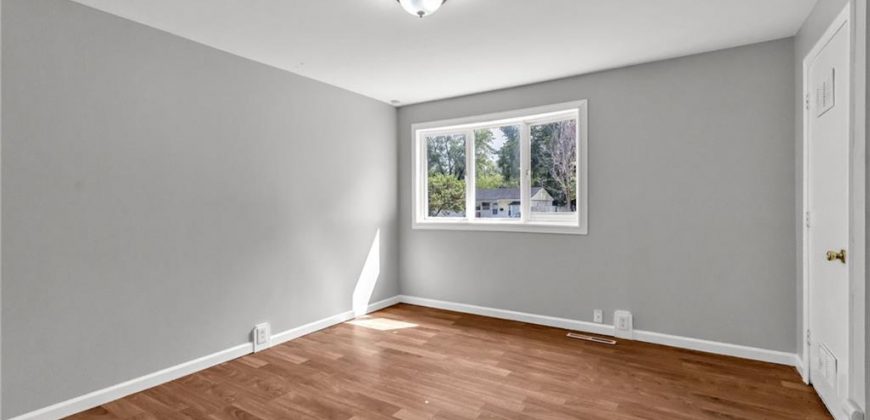 Homes for Sale in Gladstone, MO 64118 | 810 NE 62ND Street