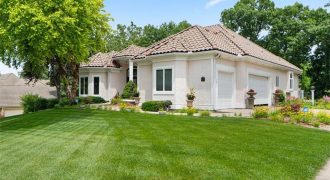 Homes for Sale in Kansas City, MO 64116 | 4405 N Hickory Lane