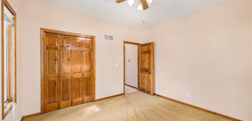 Homes for Sale in Kearney, MO 64060 | 12420  Ridgeview Road