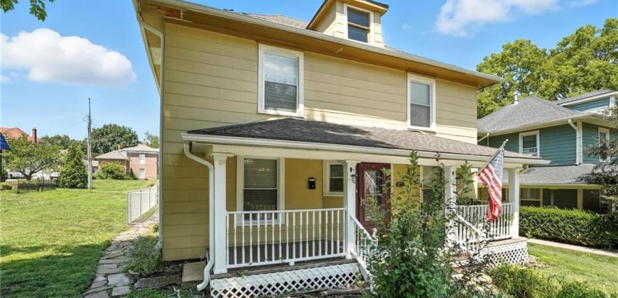 Homes for Sale in Liberty, MO 64068 | 134 S Lincoln Street