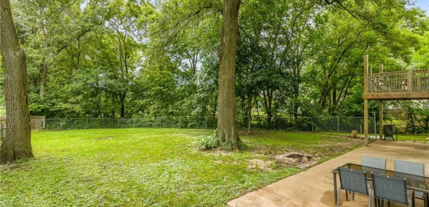 Homes for Sale in Smithville, MO 64089 | 532  Maple Avenue