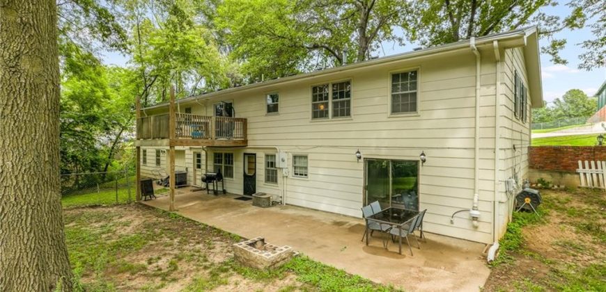 Homes for Sale in Smithville, MO 64089 | 532  Maple Avenue