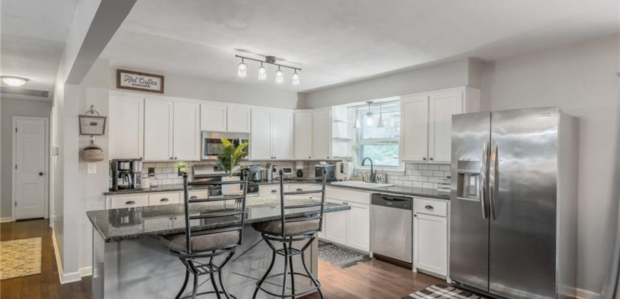 Homes for Sale in Smithville, MO 64089 | 532  Maple Avenue