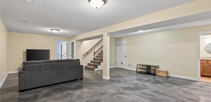 Homes for Sale in Kansas City, MO 64157 | 8404 NE 116th Street