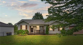 Homes for Sale in Excelsior Springs, MO 64024 | 617  Lodwick Lane