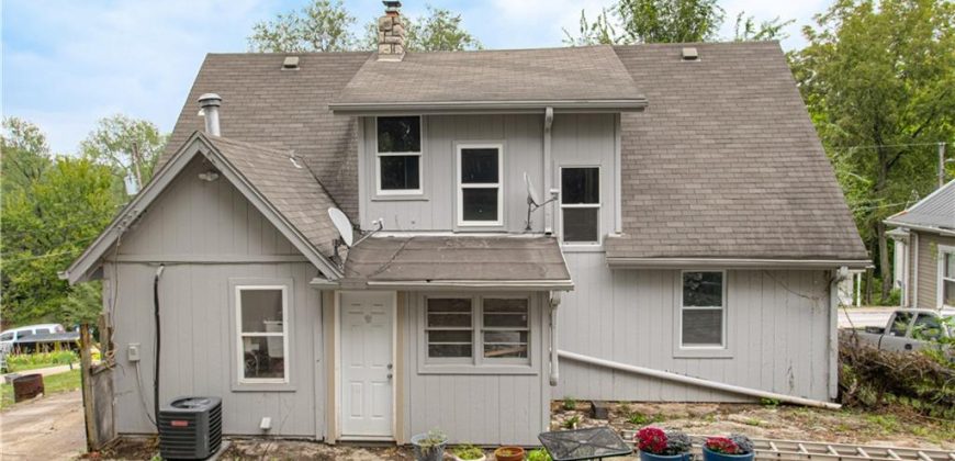 Homes for Sale in Excelsior Springs, MO 64024 | 114 S Myrtle Avenue