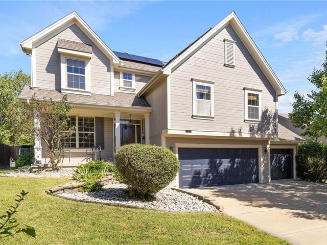 Homes for Sale in Kansas City, MO 64155 | 1504 NW 92nd Terrace