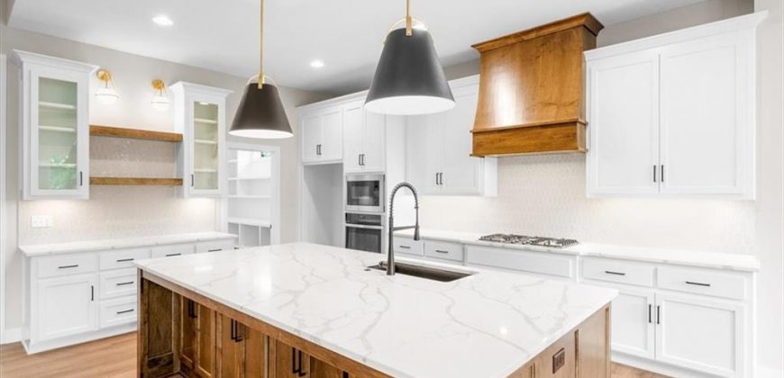 Homes for Sale in Riverside, MO 64150 | 5110 NW Montebella Drive