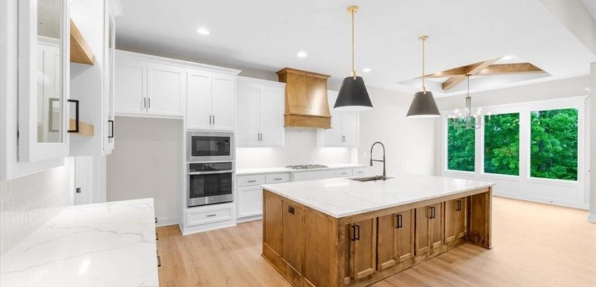 Homes for Sale in Riverside, MO 64150 | 5110 NW Montebella Drive