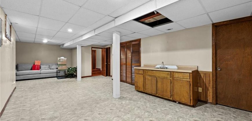 Homes for Sale in Kansas City, MO 64155 | 1004 NE 87th Terrace