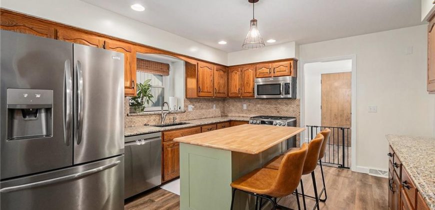 Homes for Sale in Kearney, MO 64060 | 1404  Colony Drive