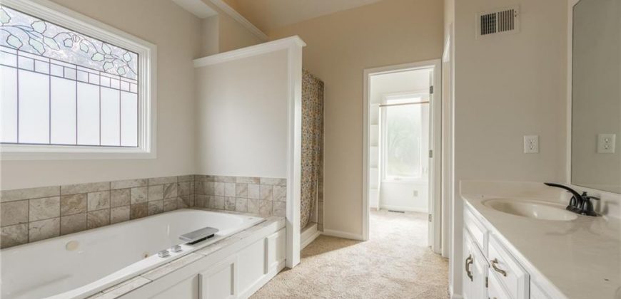 Homes for Sale in Kansas City, MO 64153 | 8714 NW 85th Terrace