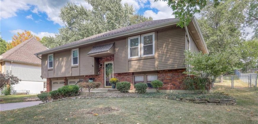 Homes for Sale in Kansas City, MO 64155 | 9943 N Harrison Drive